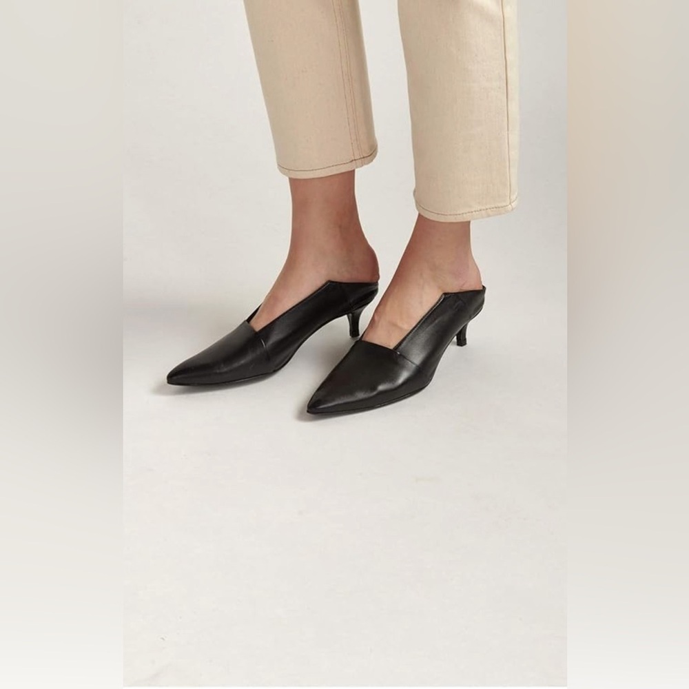 Thakoon Genuine Leather Kitten Mule. Black.  New with Box - Picture 3 of 9